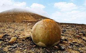 Что известно о загадочных каменных шарах острова Чамп