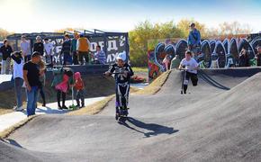 Первый в Иркутской области бетонный скейт-парк открыли в областном центре