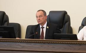 Юрий Бурлачко анонсировал ключевые вопросы очередной сессии