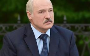 Лукашенко заявил, что планирует в ближайшие дни созвониться с Путиным