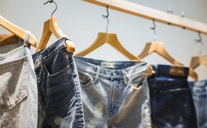 В мире может возникнуть дефицит джинсовой одежды