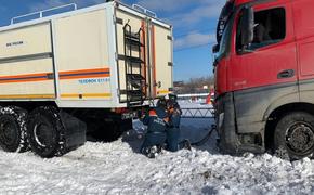 В Хабаровской крае помощь спасателей понадобилась 100 водителям за сутки