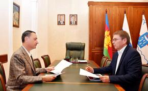 Виктор Тепляков встретился с председателем сочинского депутатского корпуса