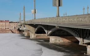 В Петербурге разведут три моста на этой неделе