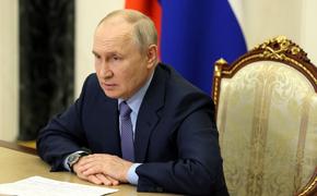 Путин: РФ придется концентрировать подразделения в Ленинградском военном округе