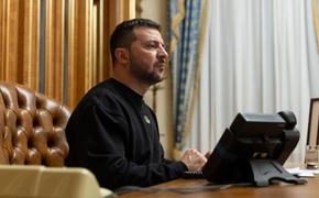 Politika: Зеленский хочет обвинить в крушении Ил-76 Залужного