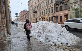 За сутки более 60 человек получили травмы из-за гололедицы в Петербурге