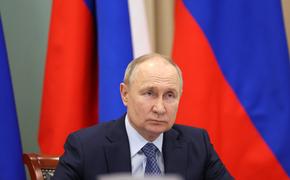 Указ о создании Ленинградского и Московского военных округов подписал Путин