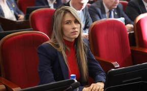 Депутат ЗСК Анна Невзорова приняла участие в 33 сессии кубанского парламента