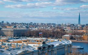 Шесть человек обратились к медикам после падения дрона в Петербурге