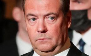 Медведев: Формула Зеленского никогда не станет основой для переговоров с Россией
