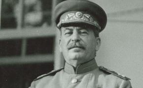ФСБ просят проверить причастность Запада к смерти Сталина