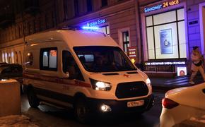 Велосипедист погиб под колесами Volvo после столкновения с Mercedes в Петербурге
