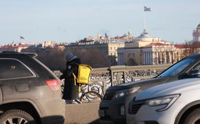 Спрос на курьеров в Петербурге прошлой зимой увеличился на 79% 
