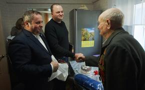 Ветераны Челябинской области голосуют на выборах Президента России