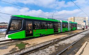 В Челябинске состоялась официальная презентация нового трехсекционного трамвая