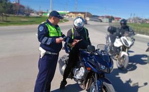 В Крыму гаишники тормозят мотоциклистов «чисто поговорить»