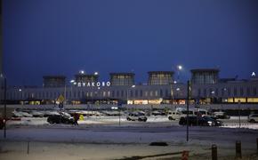 Из-за снегопада в Пулково задерживаются семь рейсов