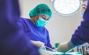 Подмосковные хирурги достали из кишечника пенсионерки свиное ухо