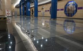 Станцию метро «Дунайская» залило водой с потолка