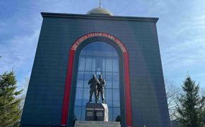 Основателю группы «Вагнер» Евгению Пригожину установили памятник на Кубани