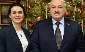Лукашенко заявил, что не спал, наблюдая за возвращением на Землю Василевской