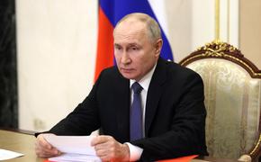 Песков: Путин утром заслушал доклады по ситуации с паводками