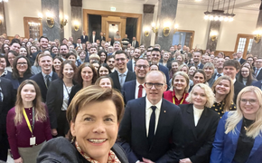 Латвийцы удивлены фотографией нового главы МИД ЛР