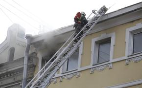 Двух школьниц из Выборга наградили за спасение трех человек из горящего дома