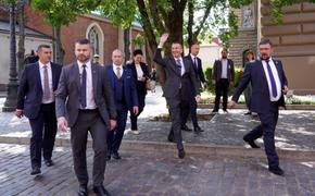  Президент Латвии Эдгарс Ринкевич едва не попал в ДТП