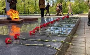 Народный фронт доставил первые лампы с Огнём памяти в страны СНГ и регионы России