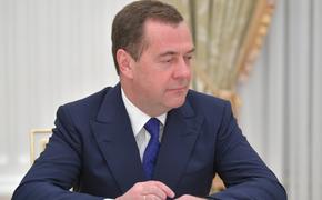 Медведев: Запад начинает понимать полную несостоятельность Зеленского