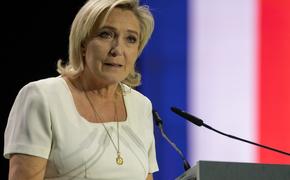 Партия Ле Пен лидирует по итогам опросов в преддверии выборов в Европарламент