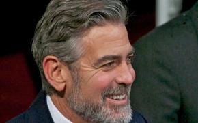 Клуни заявил, что его фонд не собирается преследовать российских журналистов