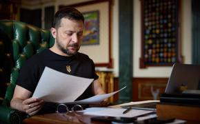 Меркурис: Зеленский покидает Украину из-за тяжелой обстановки в Киеве