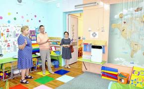 Депутат Виктор Тепляков провёл комиссионный осмотр детсада на улице Абрикосовая