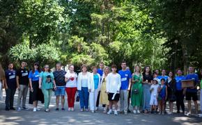 Молодогвардейцы организовали в Краснодаре День семьи, любви и верности