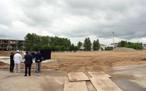 Игорь Кобзев ознакомился с ходом строительства соцобъектов в Усть-Ордынском