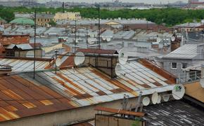 Жительница Тосно добилась ремонта протекающей крыши в многоквартирном доме