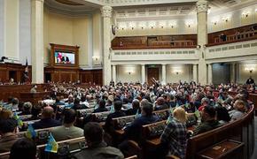 NYT: невозможность переизбрать депутатов вызывает в Верховной раде Украины хаос
