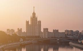 РФ вошла в тройку крупнейших экономик с минимальным госдолгом на душу населения