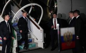 Путин прилетел во Владивосток, где примет участие в работе Восточного экономического форума