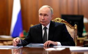 Путин допустил, что в Курской области самое большое в мире кладбище техники НАТО