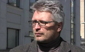 В Латвии арестовали известного публициста за непокорность