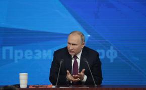 Владимир Путин продолжит работу в Петербурге 