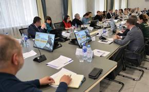 На круглом столе в Краснодаре рассмотрели вопросы увековечения памяти погибших участников СВО