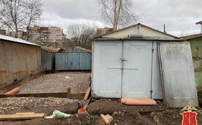 Житель Петергофа арестован за сбыт наркотических веществ в гараже