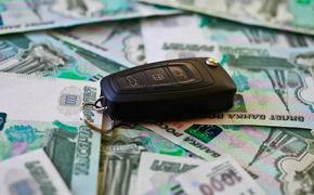 В Хабаровске осудили мошенницу, которая решила продать уже проданный автомобиль