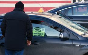 В Петербурге зарегистрировали 5 тысяч новых машин такси за квартал