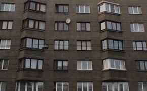 Прокуратура потребовала от ЖКС устранить нарушения в жилом доме в Петербурге